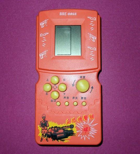 以前老游戏手机能玩吗_以前手机用过的游戏机_之前手机游戏