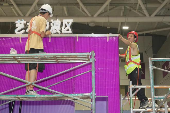 虚幻3手机游戏-虚幻 3 手机游戏:精致画面与流畅操作,带你沉浸全新虚拟世界(图4) 虚幻做的游戏_虚幻手游游戏_虚幻3手机游戏