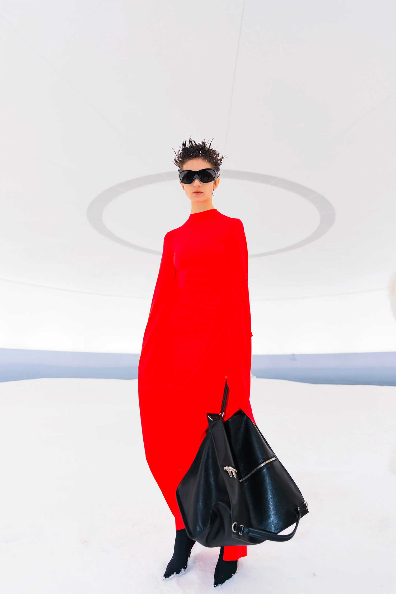 雨下一整晚歌词-雨下一整晚:雨夜的寂寞与回忆,你是否也曾感同身受?(图5) 雨下整夜的歌词含义_雨下一整晚歌词_雨下整夜什么歌