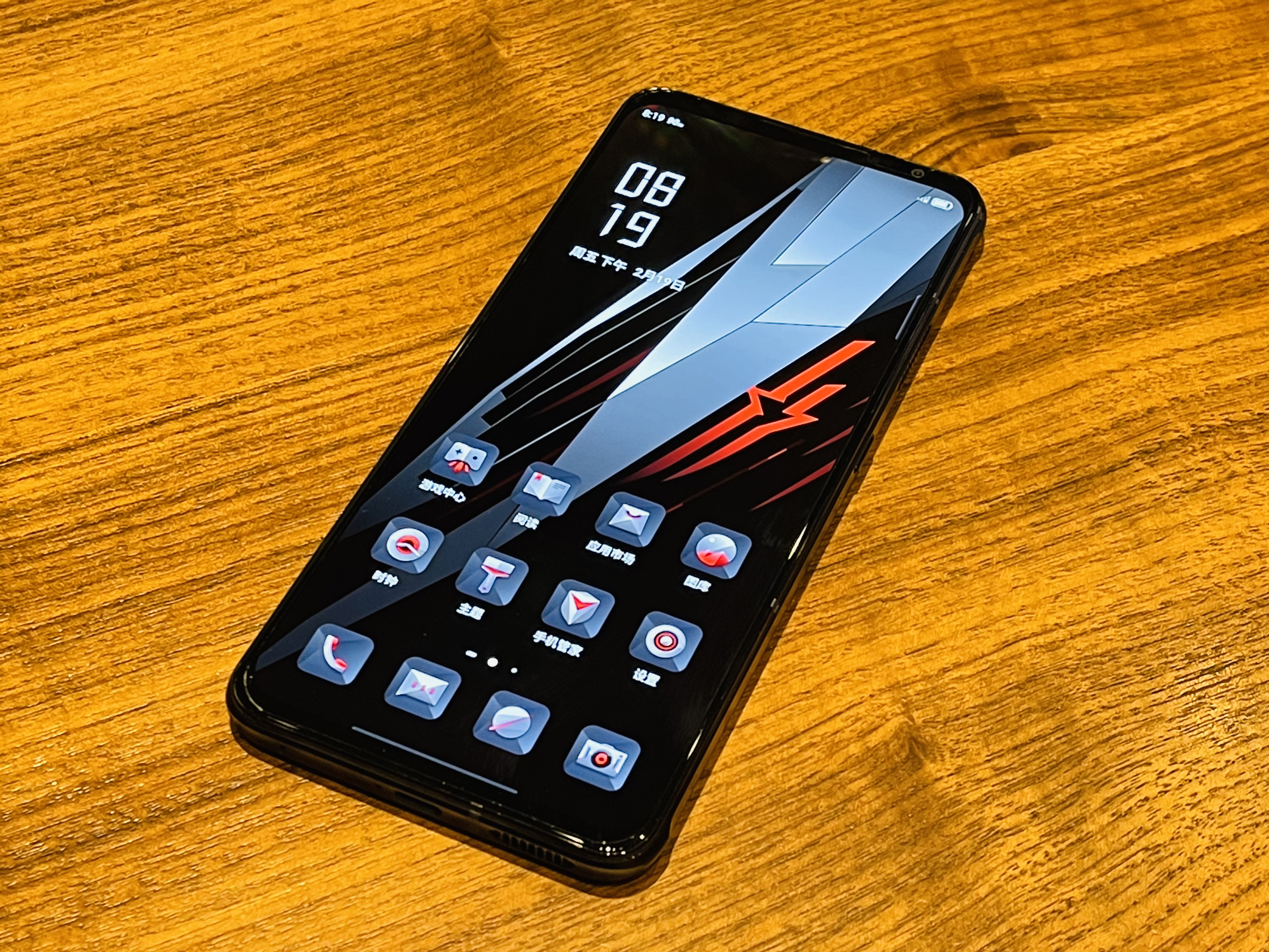 我要看游戏手机-游戏手机:我的最佳伙伴,带你体验极致游戏世界(图4) 手机看游戏要多少流量_我要看游戏手机_手机玩游戏需要什么设备