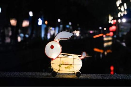 六月英文_农历六月初三闰六月_六月六