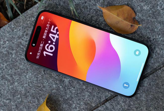 猪队友游戏手机:卡顿之外的惊喜,续航、屏幕与散热的出色表现(图2) 猪队友游戏手机_猪队友啥意思_猪队友有多坑人