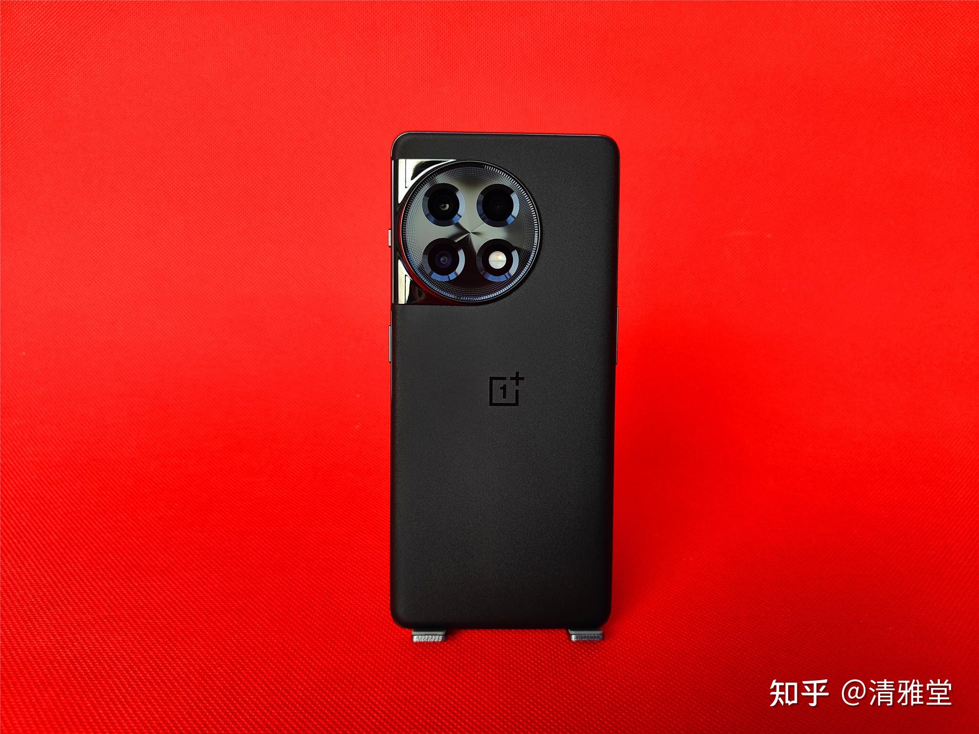 一加手机玩游戏有锯齿-一加手机游戏体验差遭吐槽,性能怪兽为何掉链子?(图1) 锯齿玩加手机游戏有什么用_游戏锯齿感是怎么造成的_一加手机玩游戏有锯齿