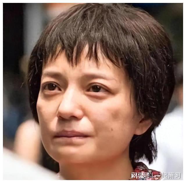 致亲爱的孤独者电影完整版在线观看-致亲爱的孤独者:一部触动心灵的电影,带你探索成长与孤独(图1) 致孤独者歌词_致亲爱的孤独者电影完整版在线观看_《孤独者》