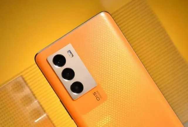 游戏电脑推荐一千左右手机_适合电脑玩的手机游戏_电脑推荐左右手机游戏有哪些