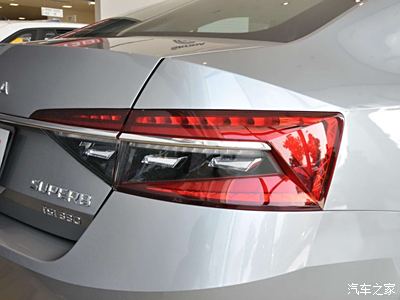 周末玩手机游戏的说说_周末玩手机的利与弊_周末玩手机游戏