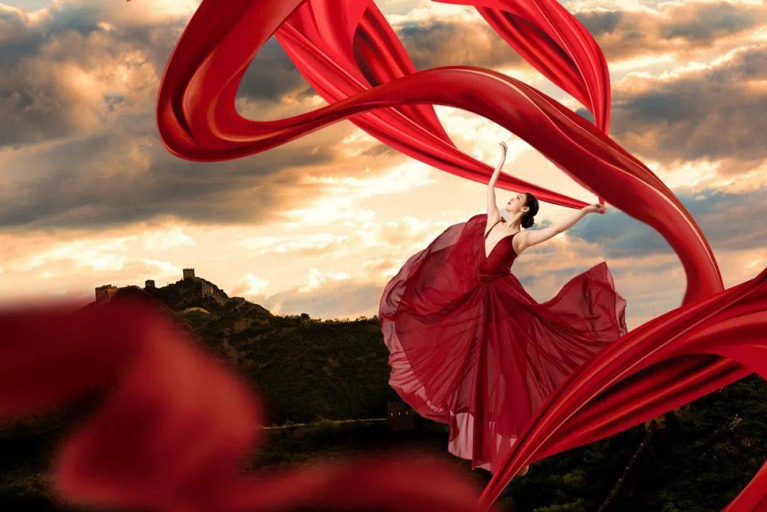 月光下的守护女神:在黑暗中带来希望与力量(图4) 守护女神rpg_守护女神_城市守护女神