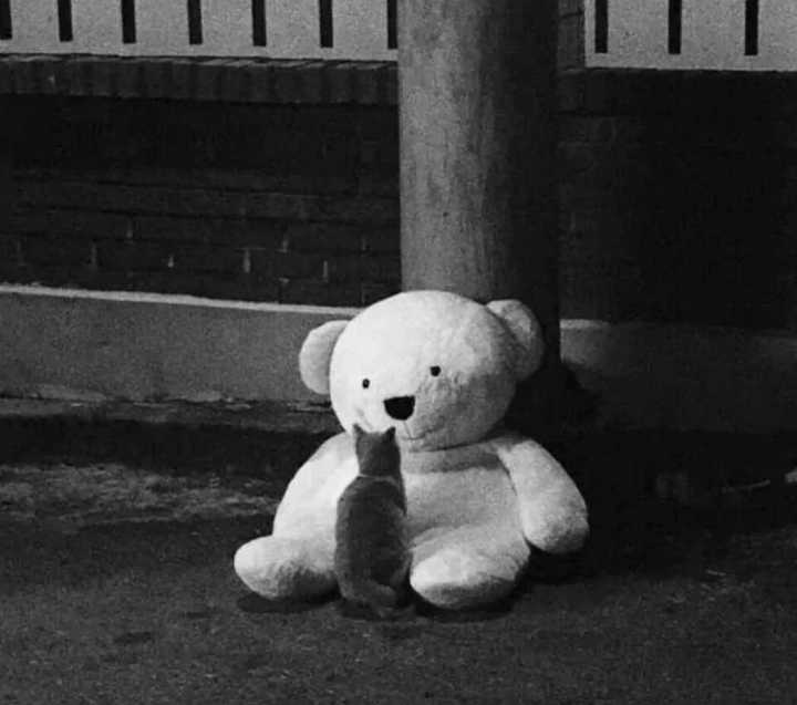 零充:生活中的小确丧,被忽略的无奈与孤独(图2) 手机充q币怎么充_零充_充抖币