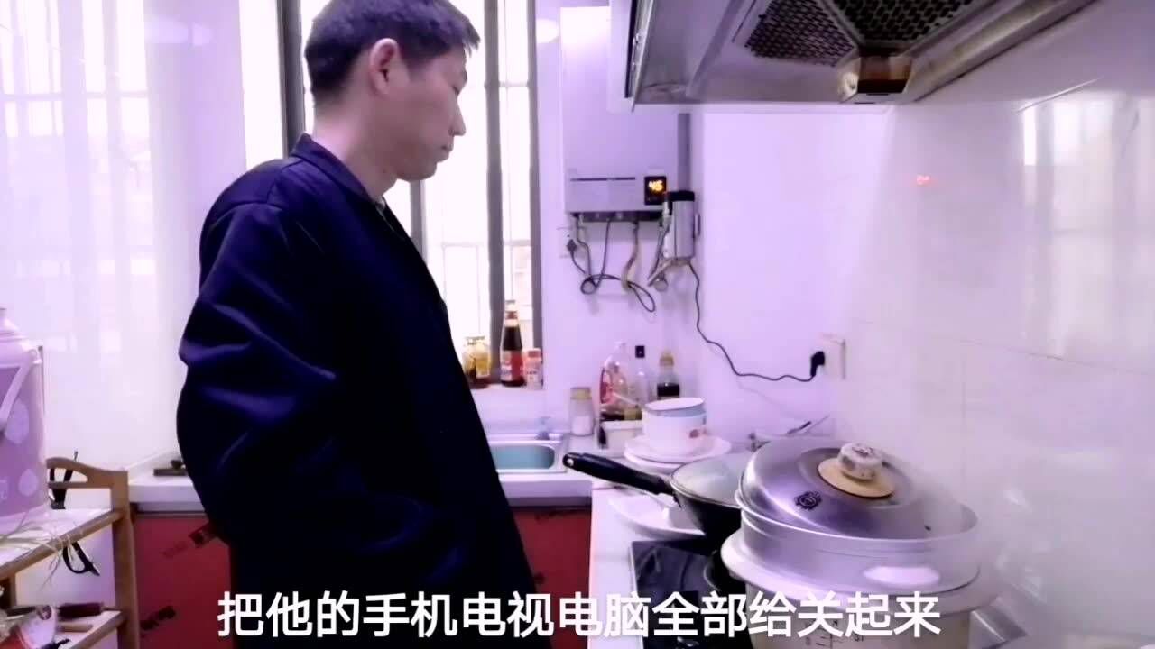 小龙玩手机游戏_小龙玩手机游戏叫什么_小龙的游戏