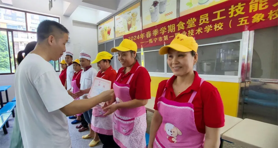 我的世界做菜小游戏手机版_做菜的手机游戏_有什么好玩的做菜游戏手机