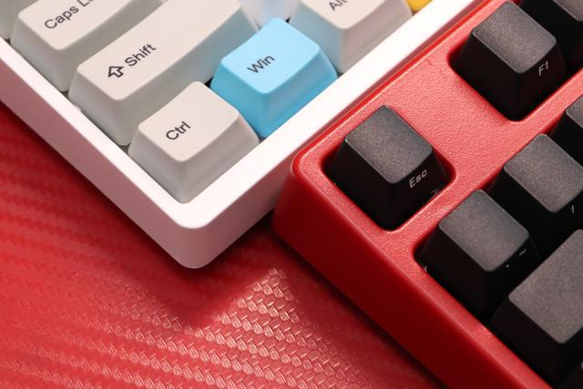 无线机械键盘性价比_无线键盘和机械键盘哪个好_无线游戏机械键盘对比手机