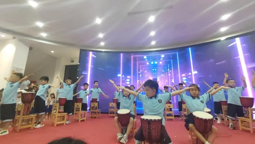 幼儿园六一儿童节目_幼儿园六一节目表演视频_六一幼儿园节目