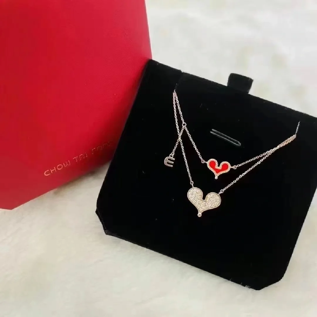 圣诞节送礼物:讲究心意,传递爱意,收获惊喜(图1) 圣诞送礼物节日有哪些_圣诞节送礼物_圣诞送礼物节目有哪些