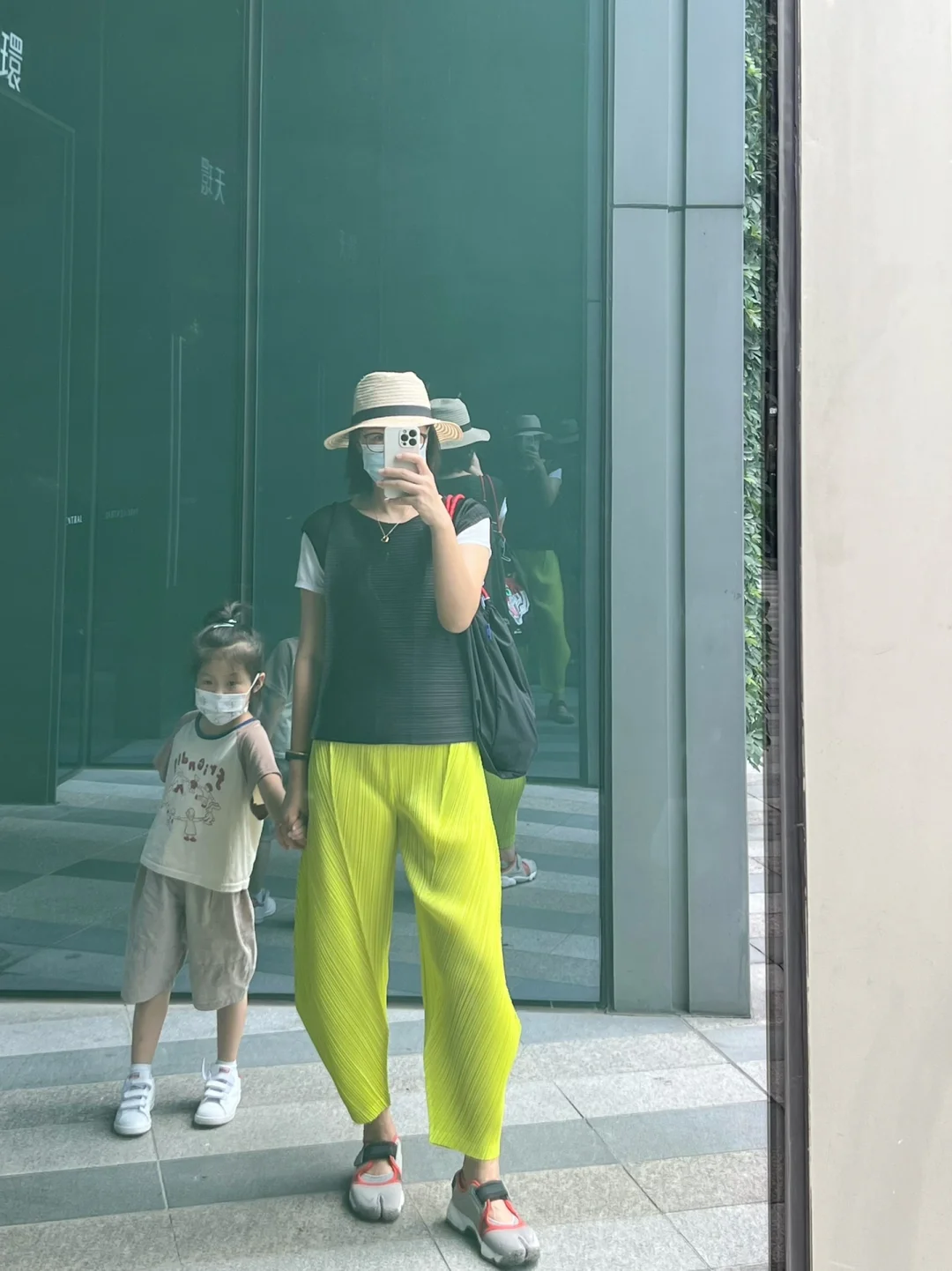 玩游戏挡住摄像头手机黑屏-游戏关键时刻手机黑屏,摄像头遮挡惹玩家大怒,该如何解决?(图3) 玩游戏手挡住摄像头就黑屏_玩游戏挡住摄像头手机黑屏_玩游戏挡住摄像头屏幕就黑了