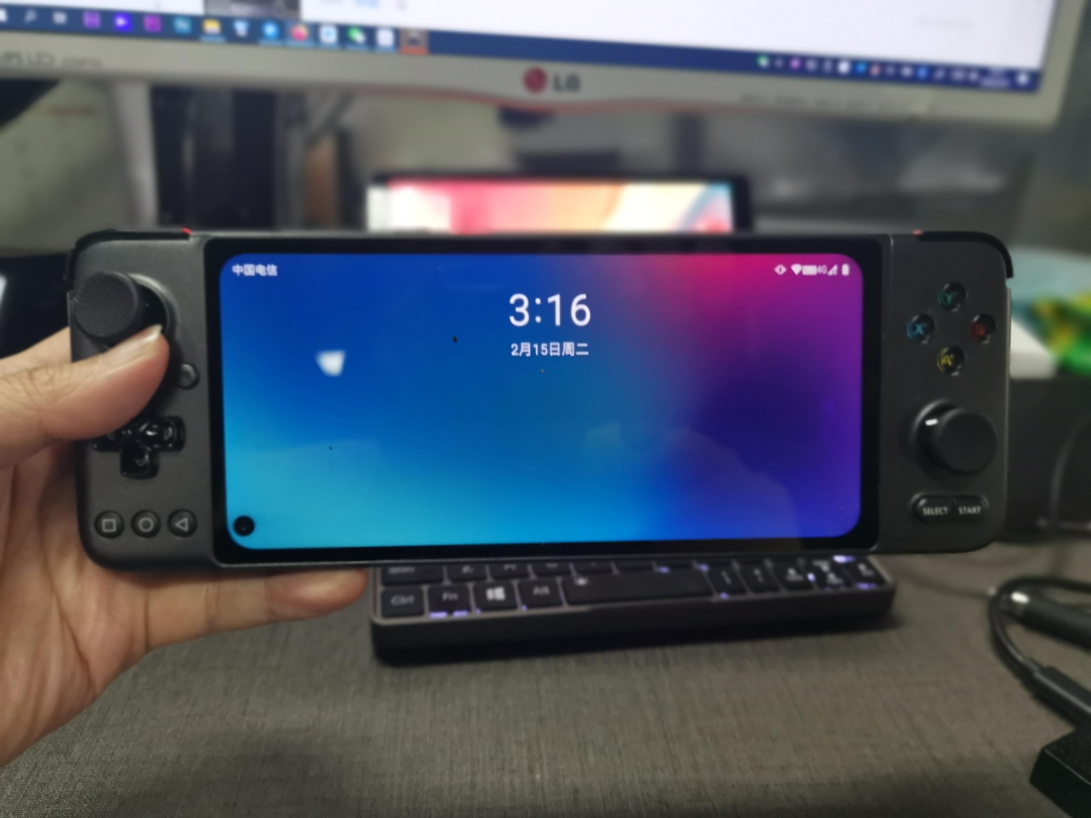 微软鼠标游戏手机:酷炫外观、超大屏幕、超长续航,让你畅玩游戏无压力(图2) 微软鼠标游戏手机_微软鼠标手机游戏怎么设置_微软鼠标手机游戏推荐