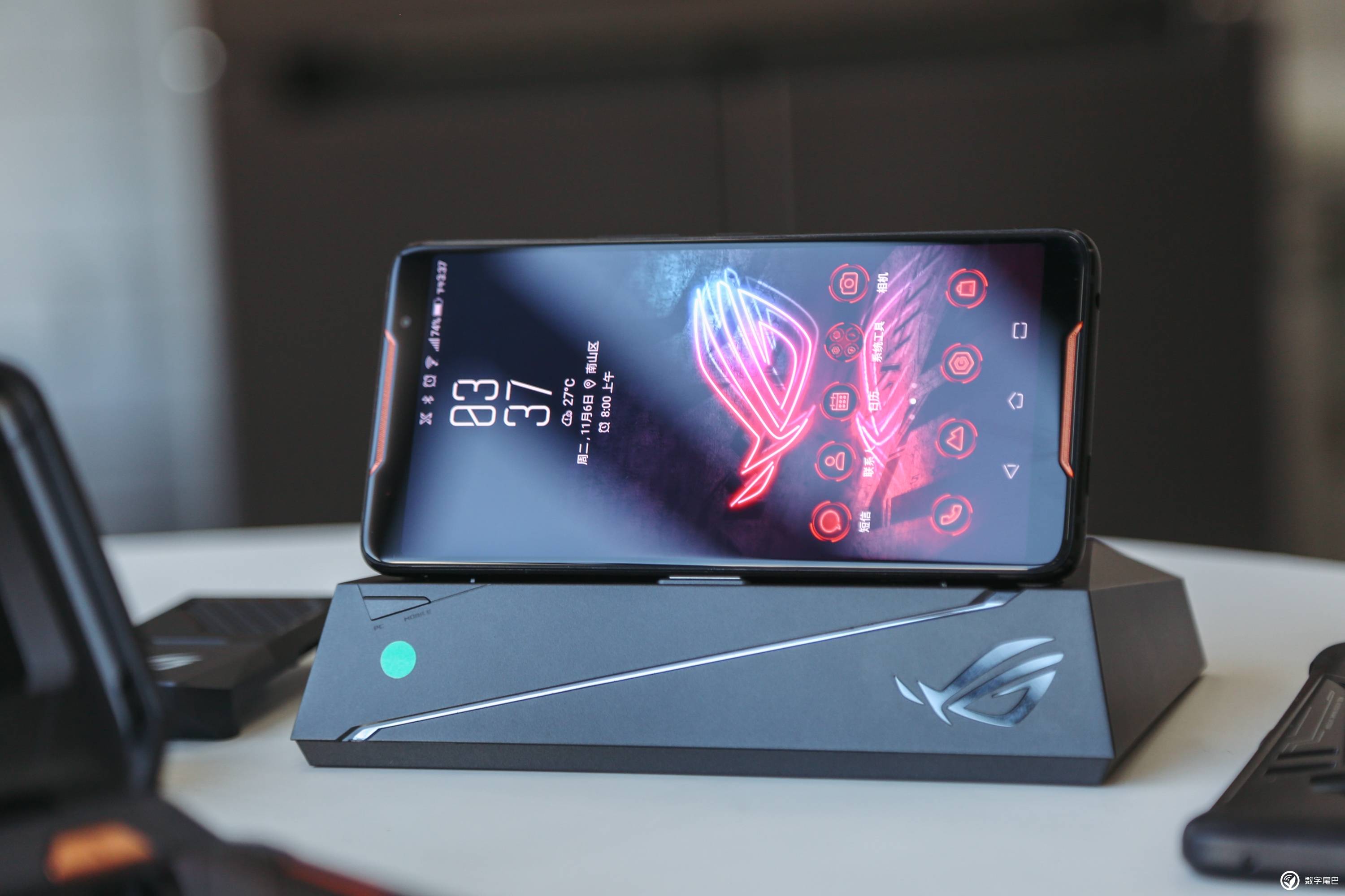 微软鼠标游戏手机:酷炫外观、超大屏幕、超长续航,让你畅玩游戏无压力(图4) 微软鼠标手机游戏怎么设置_微软鼠标游戏手机_微软鼠标手机游戏推荐