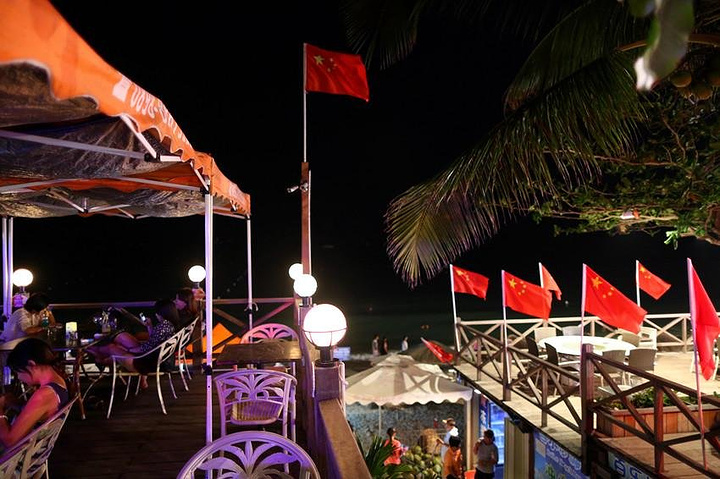 天津酒吧游戏手机-天津夜光杯酒吧互动游戏,让你玩得不亦乐乎(图1) 天津酒吧怎么玩_天津酒吧游戏手机_天津好玩酒吧