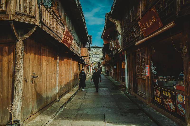 黑帮名字大全霸气_以前黑帮名字手机游戏叫什么_以前一款黑帮手机游戏名字