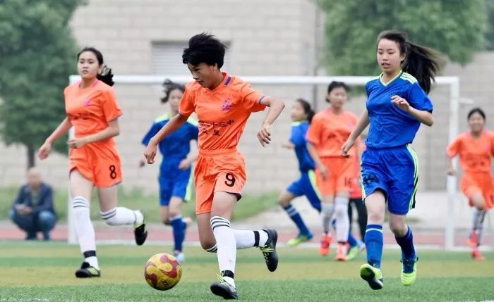 学生之间玩手机游戏犯法吗_玩犯罪游戏犯法吗_玩手机游戏犯法吗