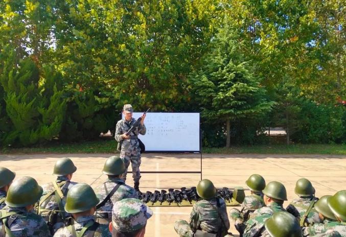 反恐精英:无畏的战士,和平的守护者,他们的伟大令人敬佩(图5) 精英反恐下载_精英反恐下载安装_反恐精英