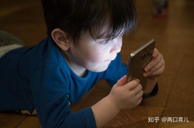 小孩贪恋手机游戏怎么办_小孩贪恋手机游戏有哪些_小孩贪恋手机游戏