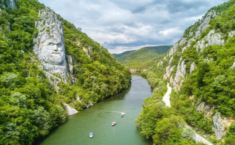 烈咬陆鲨好丑_烈咬陆鲨_烈咬陆鲨对战