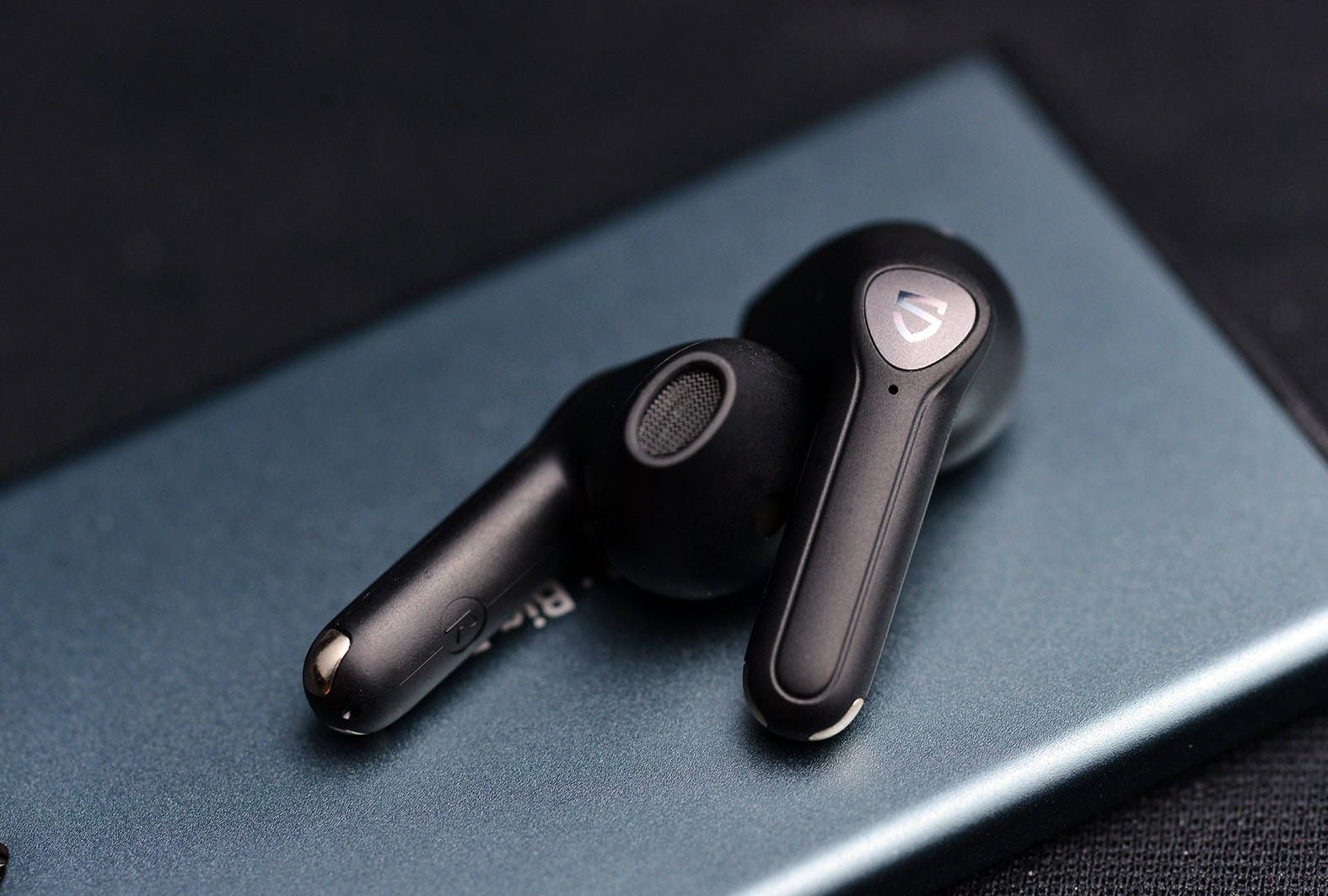 airpro是什么牌子耳机_耳机airpro是啥牌子_耳机买air还是pro