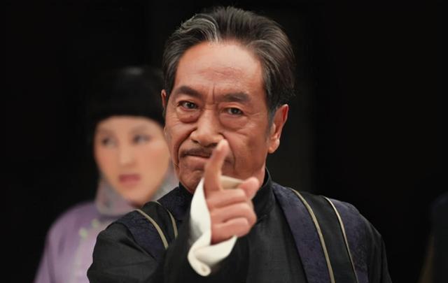 洋服 手机游戏-洋服主题手机游戏:时尚梦想的第二春,视觉盛宴等你来(图1) 洋服手机游戏有哪些_洋服 手机游戏_手机网页游戏公益服