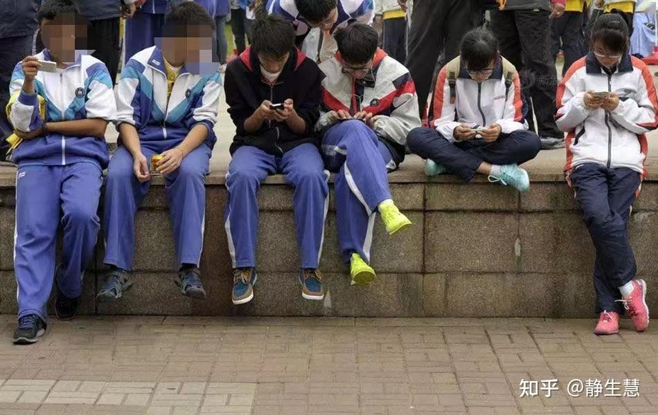 知乎玩游戏的手机_可以打游戏手机_一年级能打手机游戏吗知乎