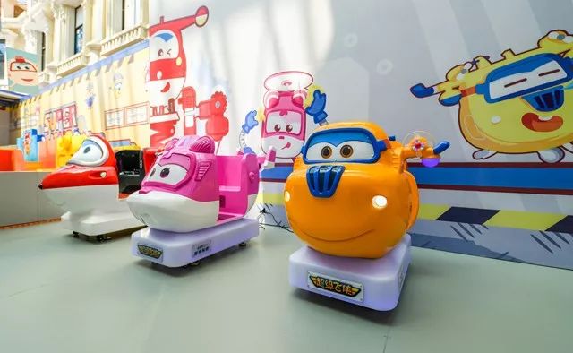 太空战机竞速游戏手机版_太空战机竞速版手机游戏怎么玩_太空战机汉化版