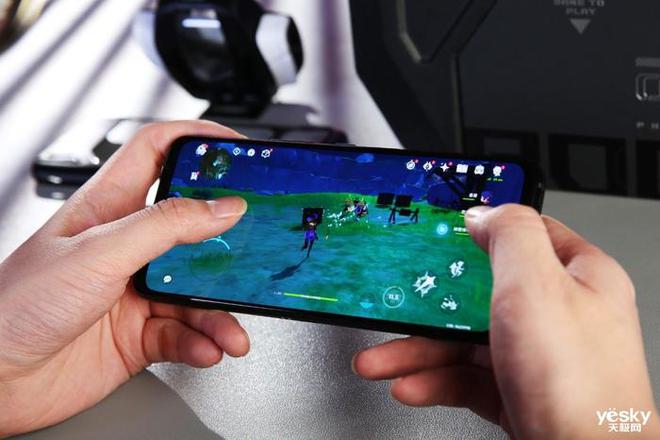 硬核玩家 手机游戏-手机游戏:硬核玩家的疯狂世界,追求极限操作与完美表现(图4) 硬核的手机游戏_硬核玩家 手机游戏_玩家硬核手机游戏推荐