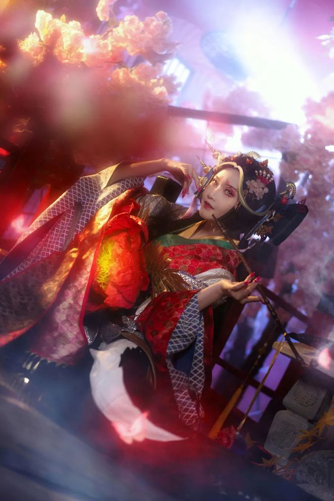 风香智乃本子全彩无翼_香风智乃_王香智喜欢李抒颖吗