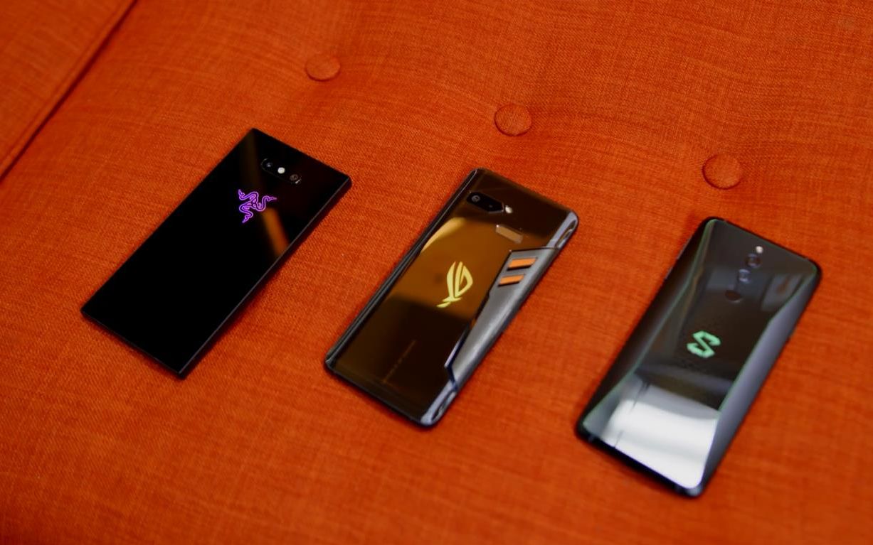 游戏手机的品牌-黑鲨、红魔、ROGPhone,那些年让老玩家热血沸腾的游戏手机品牌(图1) 品牌手机游戏推荐_品牌手机游戏排行榜_游戏手机的品牌