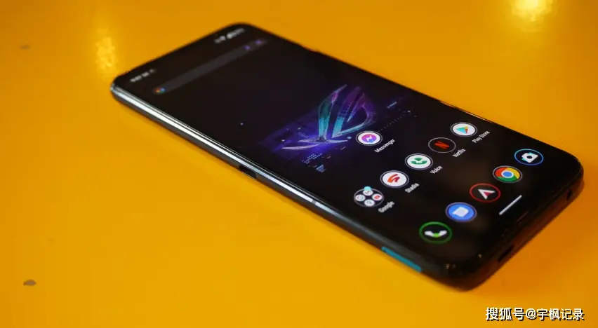 游戏手机的品牌-黑鲨、红魔、ROGPhone,那些年让老玩家热血沸腾的游戏手机品牌(图4) 游戏手机的品牌_品牌手机游戏排行榜_品牌手机游戏推荐