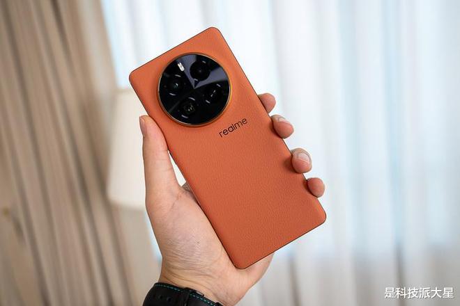 玩游戏内存大散热快的手机-告别手机卡顿发热,这几款大内存散热快的手机是游戏迷的福音(图3) 游戏散热好的手机_玩游戏内存大散热快的手机_散热好玩游戏流畅的手机