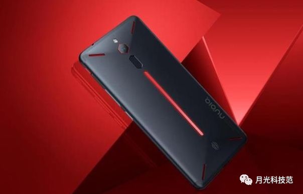 玩游戏内存大散热快的手机-告别手机卡顿发热,这几款大内存散热快的手机是游戏迷的福音(图4) 游戏散热好的手机_散热好玩游戏流畅的手机_玩游戏内存大散热快的手机