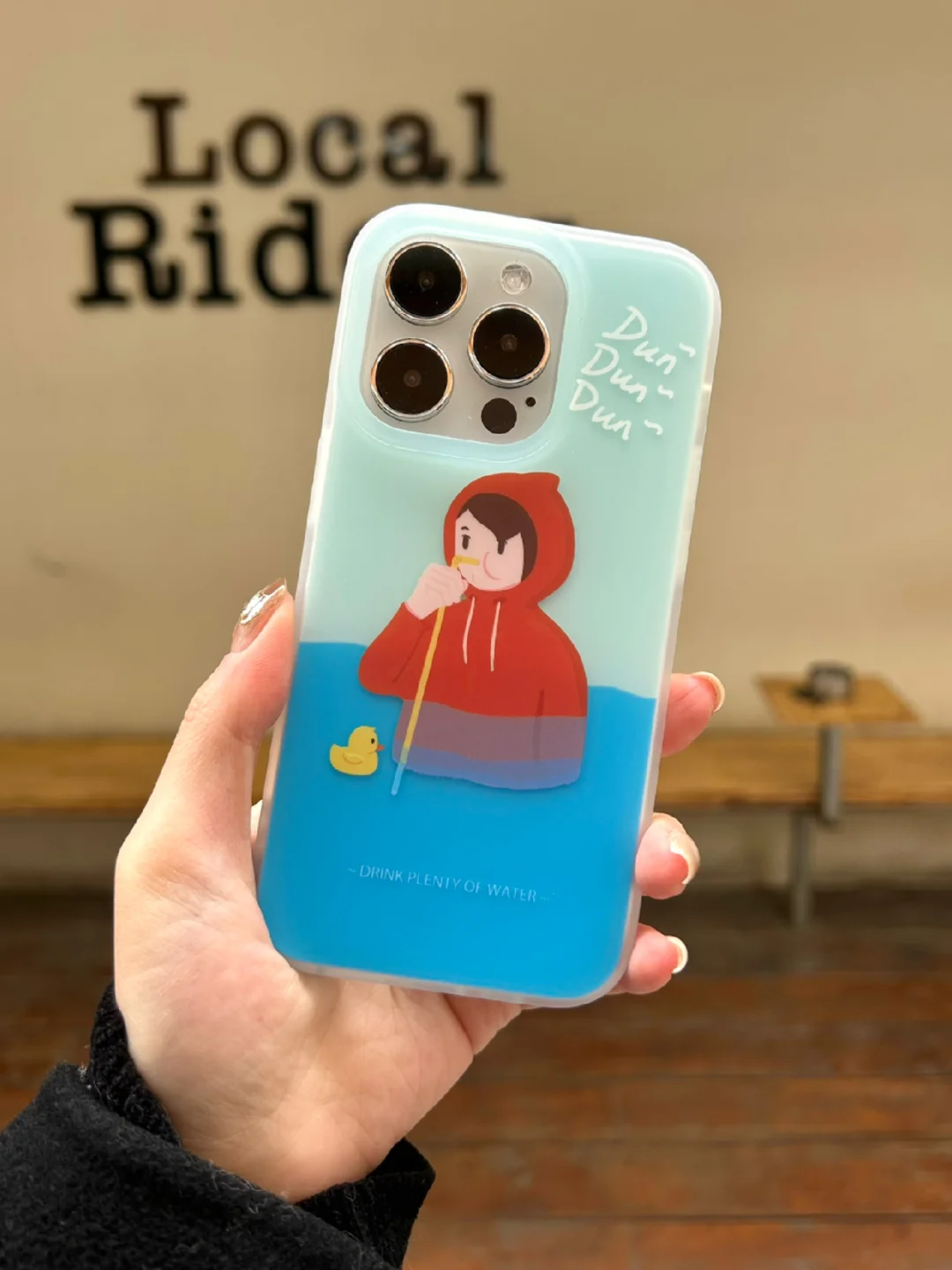 夏天手机打游戏手机壳-夏天打游戏必备!选对手机壳,让你清凉一夏,游戏更畅快(图3) 手机壳玩游戏_手机壳打游戏手感好_夏天手机打游戏手机壳