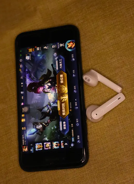 玩游戏的手机能用几年_游戏手机几年换一个_玩游戏手机一般用几年换