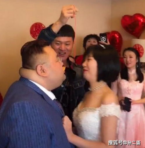 新郎娶妻游戏,见证爱情甜蜜时刻(图1) 新郎娶妻游戏,见证爱情甜蜜时刻(图1)