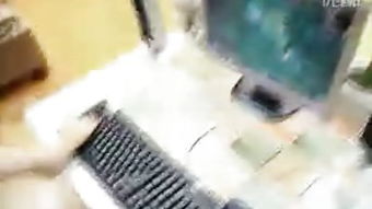 白袜脚游戏,一场别开生面的趣味竞技体验(图1) 白袜脚游戏,一场别开生面的趣味竞技体验(图1)