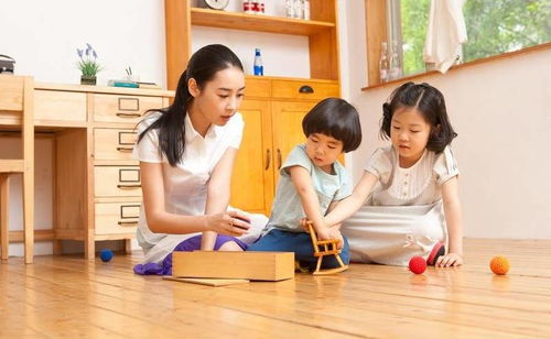 婴儿家庭游戏,婴儿家庭游戏时光的美好瞬间(图3) 婴儿家庭游戏,婴儿家庭游戏时光的美好瞬间(图3)