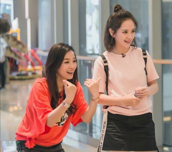 紧身游戏服,探索时尚游戏服的潮流与魅力(图2)
