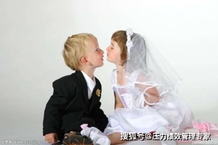 一款可以结婚生宝宝的游戏,探索虚拟世界的幸福孕育之旅(图2) 一款可以结婚生宝宝的游戏,探索虚拟世界的幸福孕育之旅(图2)