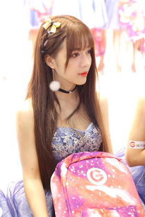游戏睡衣美女,魅力四射的甜美美女生涯(图3) 游戏睡衣美女,魅力四射的甜美美女生涯(图3)
