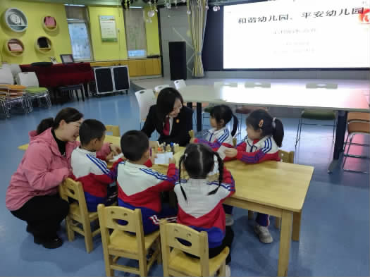 游戏辅导法,培养孩子全面发展新途径(图3) 游戏辅导法,培养孩子全面发展新途径(图3)