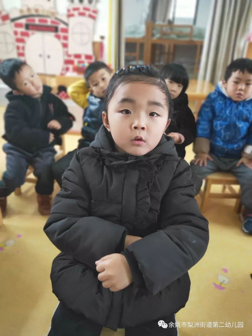 咕噜咕噜一手指游戏,开启亲子互动新篇章(图2) 咕噜咕噜一手指游戏,开启亲子互动新篇章(图2)
