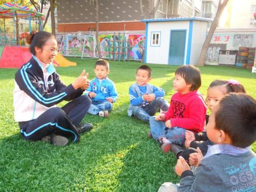 小孩下游戏的游戏,探索孩子游戏世界的奇幻之旅(图1) 小孩下游戏的游戏,探索孩子游戏世界的奇幻之旅(图1)