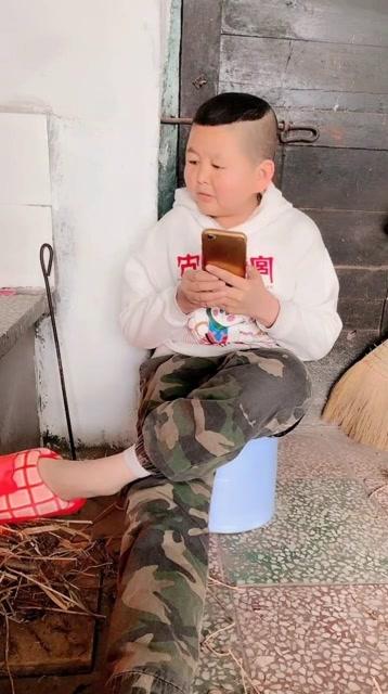 烫脚游戏,暖意融融的社交新风尚(图1) 烫脚游戏,暖意融融的社交新风尚(图1)