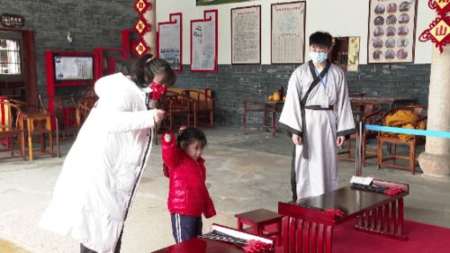 古镇射箭游戏,传承千年的箭术魅力(图2) 古镇射箭游戏,传承千年的箭术魅力(图2)