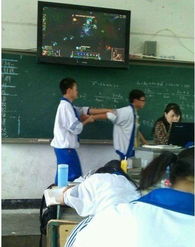 惩罚游戏学生,揭秘校园中的隐秘挑战与心理影响(图2) 惩罚游戏学生,揭秘校园中的隐秘挑战与心理影响(图2)